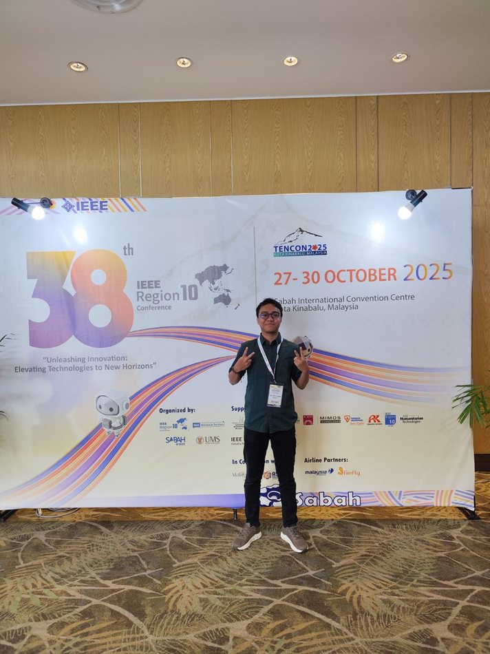 Moh. Rosy Haqqy Aminy at the TENCON 2025 backdrop