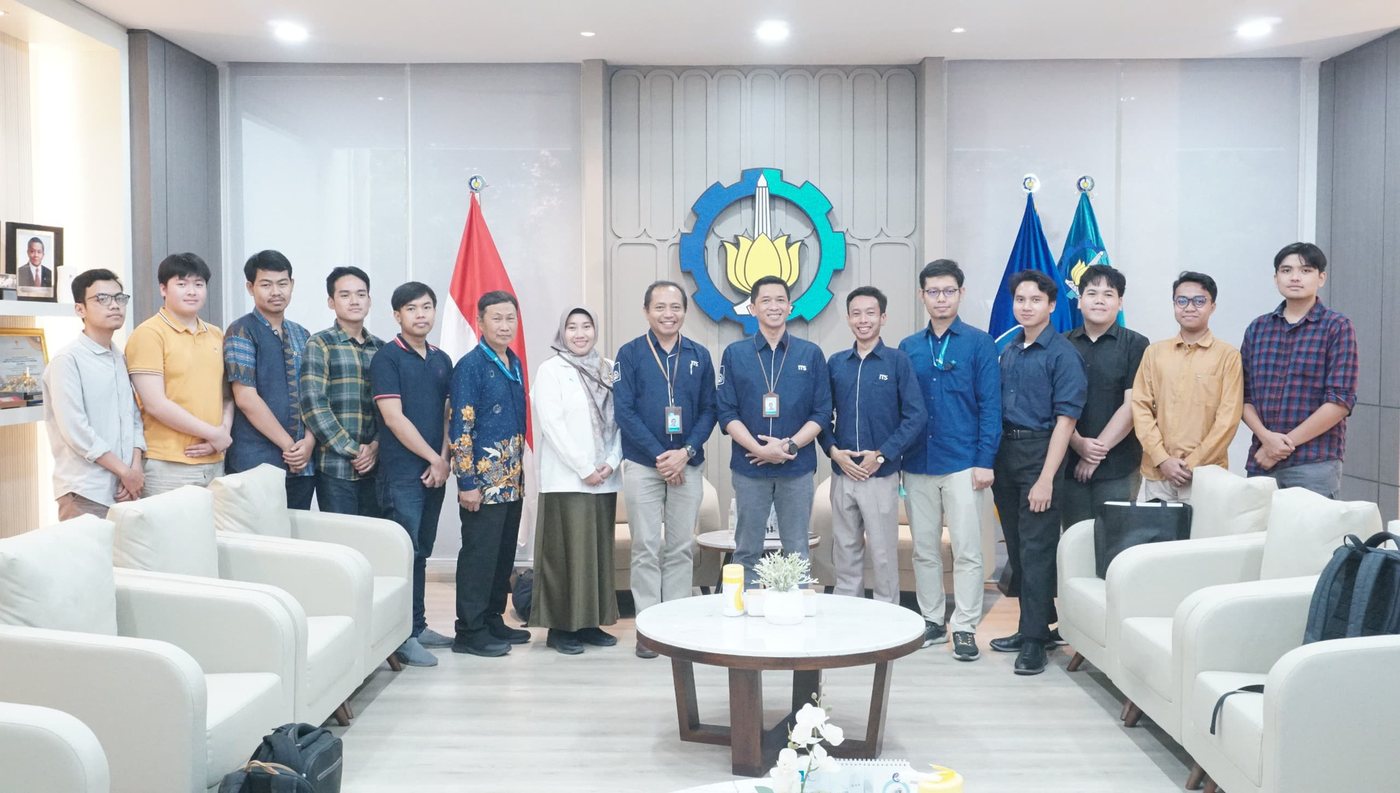SENOPATI team with ITS officials